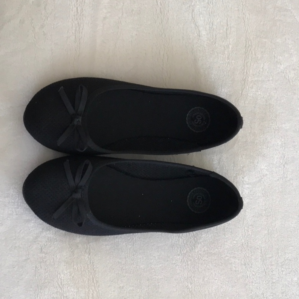 Black flats